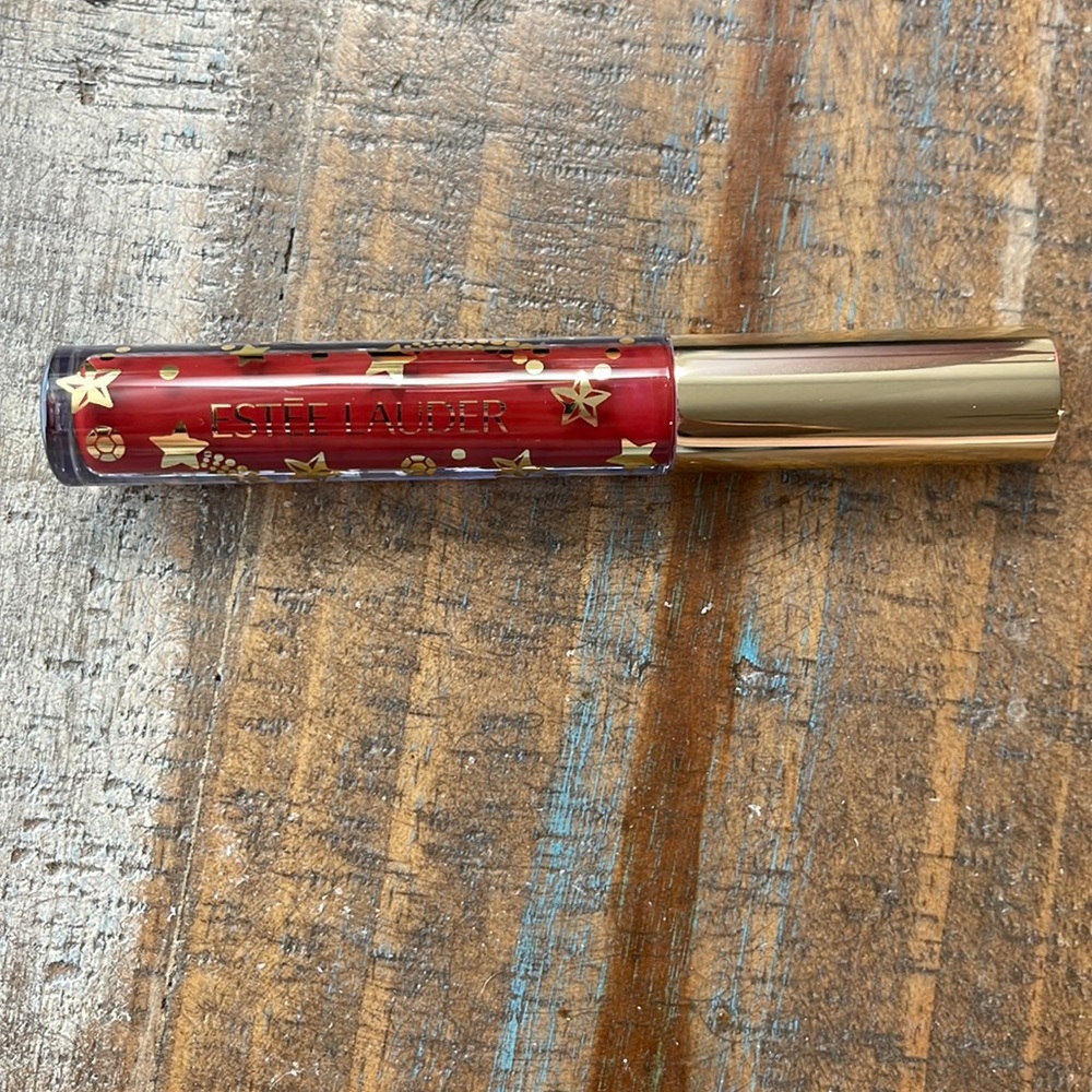 Estée Lauder lip gloss